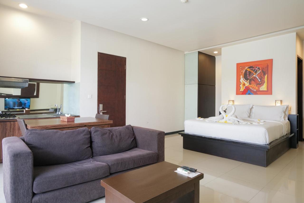 Swiss-Belcourt Sunset Aparthotel Seminyak Exterior foto