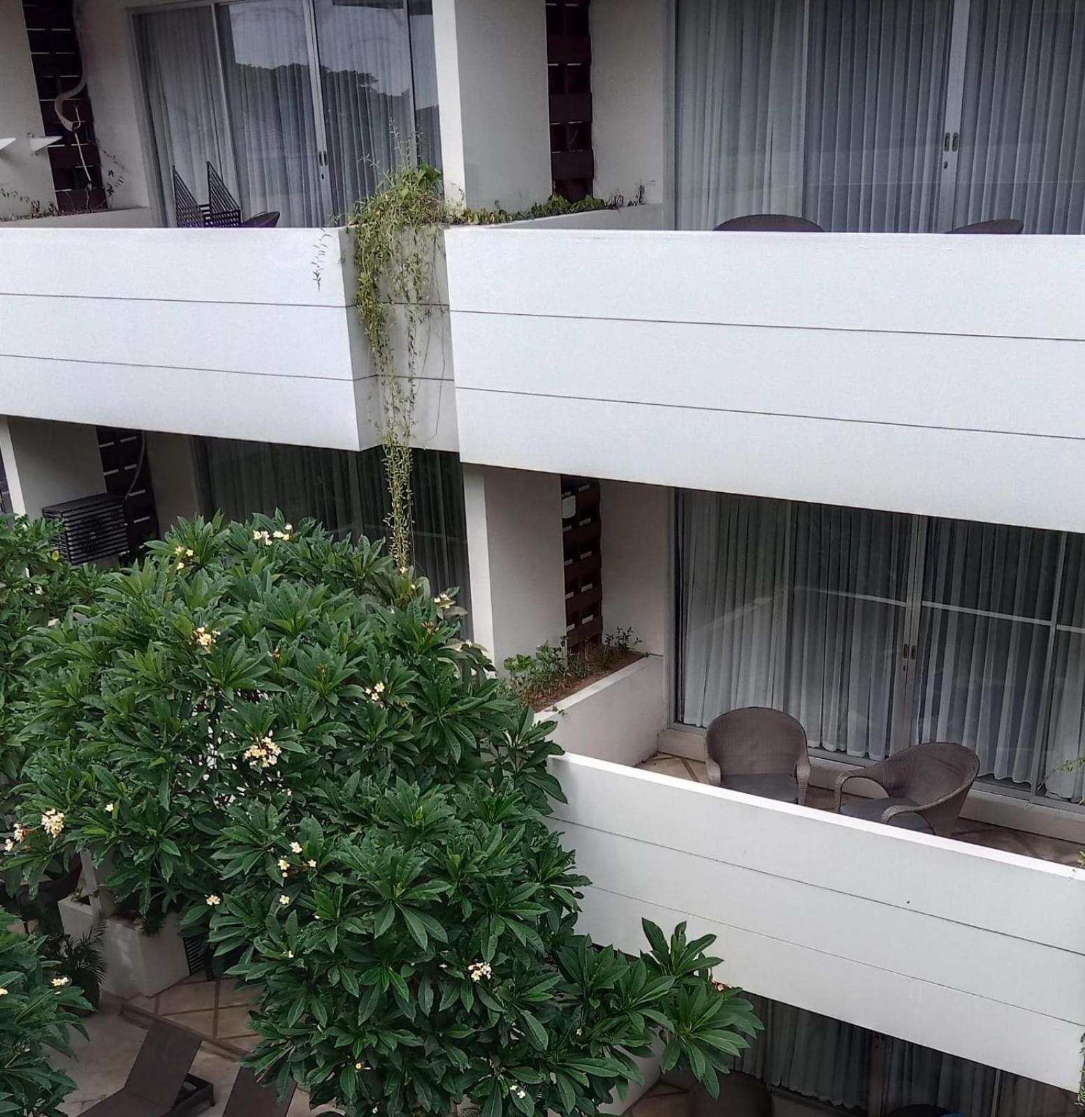 Swiss-Belcourt Sunset Aparthotel Seminyak Exterior foto