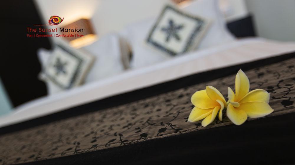 Swiss-Belcourt Sunset Aparthotel Seminyak Exterior foto