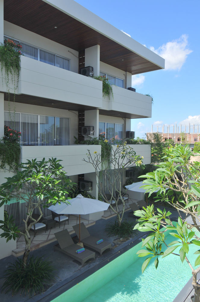 Swiss-Belcourt Sunset Aparthotel Seminyak Exterior foto